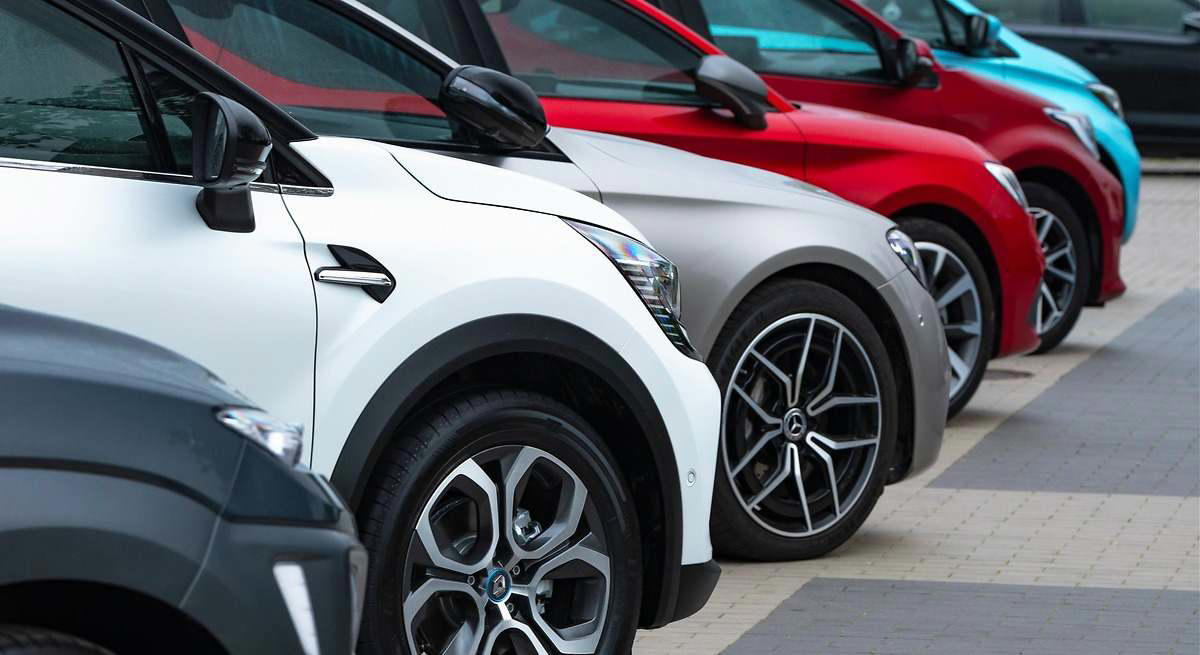 El renting rejuvenece el parque móvil: coches de 2 años frente a más de 14 y con cuatro veces más etiqueta ECO