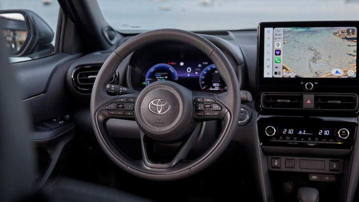 Tracción total híbrida para el Yaris Cross: Toyota mueve ficha para que el Dacia Duster no se lo coma