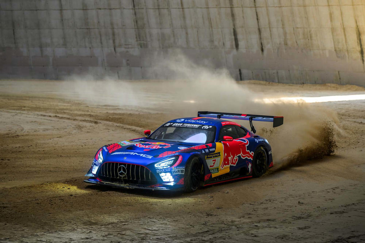 Es oficial: Verstappen ficha por Mercedes y su primera carrera será el fin de semana del 14 al 17 de mayo