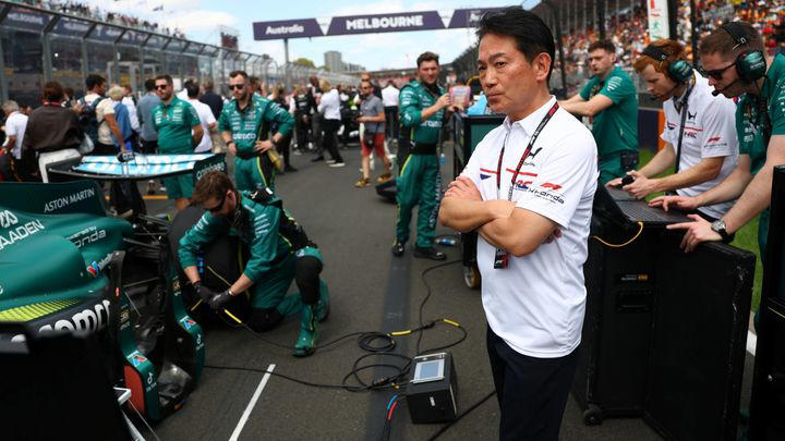 El jefe supremo de Honda media entre Aston Martin y HRC, se aproximan cambios organizativos en el proyecto de F1