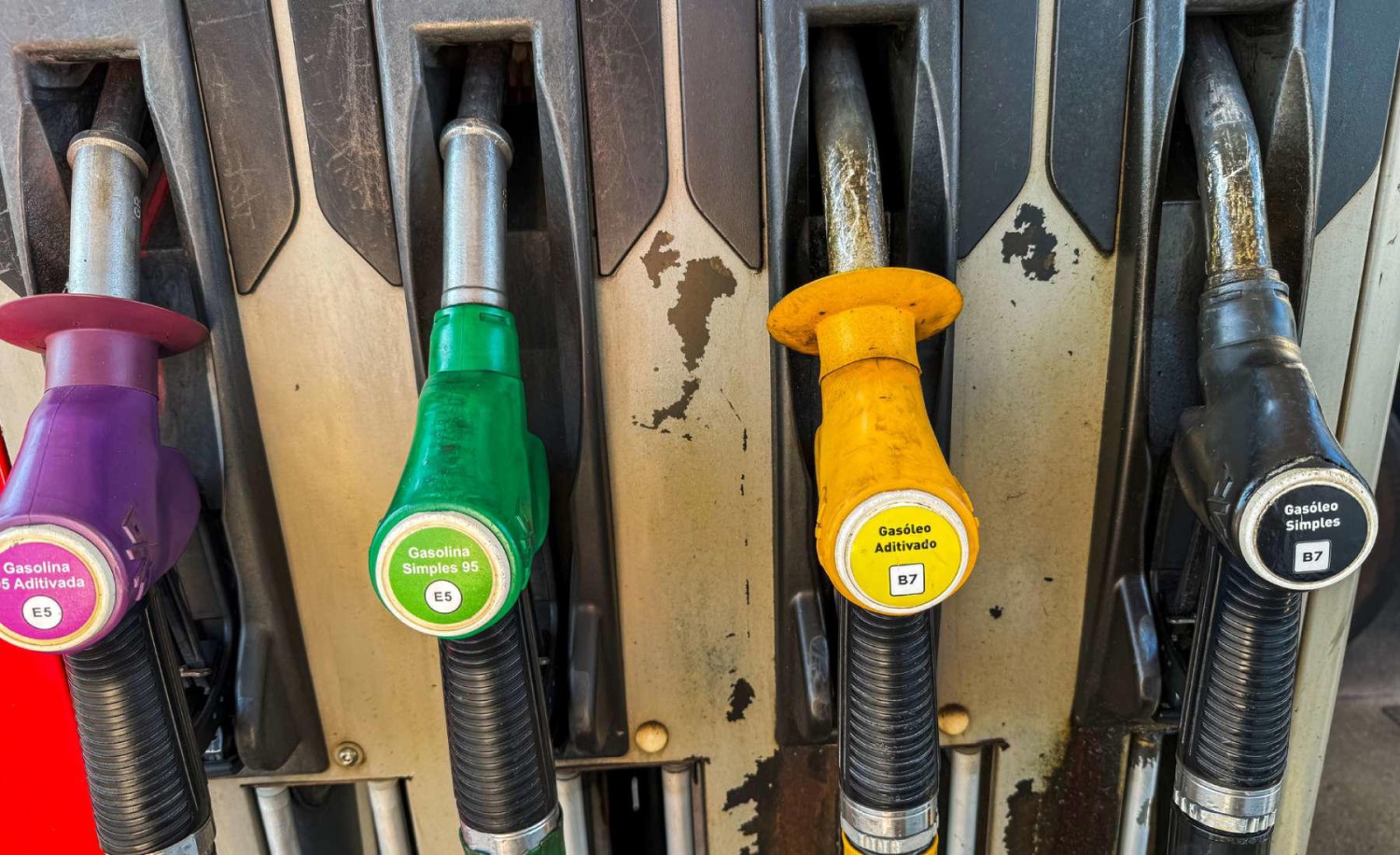 El gesto de un país vecino con el combustible que cada vez atrae a más conductores españoles