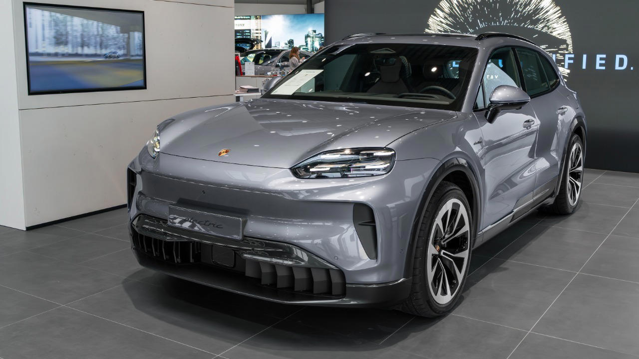 Insane Porsche Cayenne S EV packs 657 hp and a $125,000+ shock price
