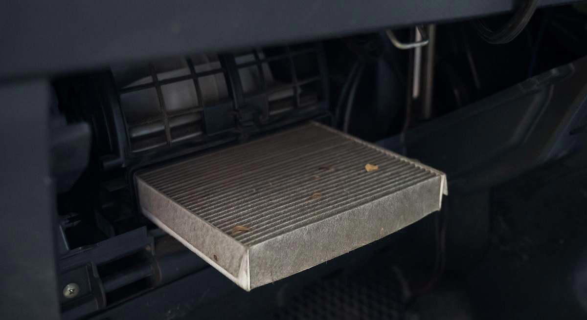 Nadie se acuerda de este componente, pero los mecánicos insisten: "Lo tienes que cambiar cada 10.000 kilómetros"