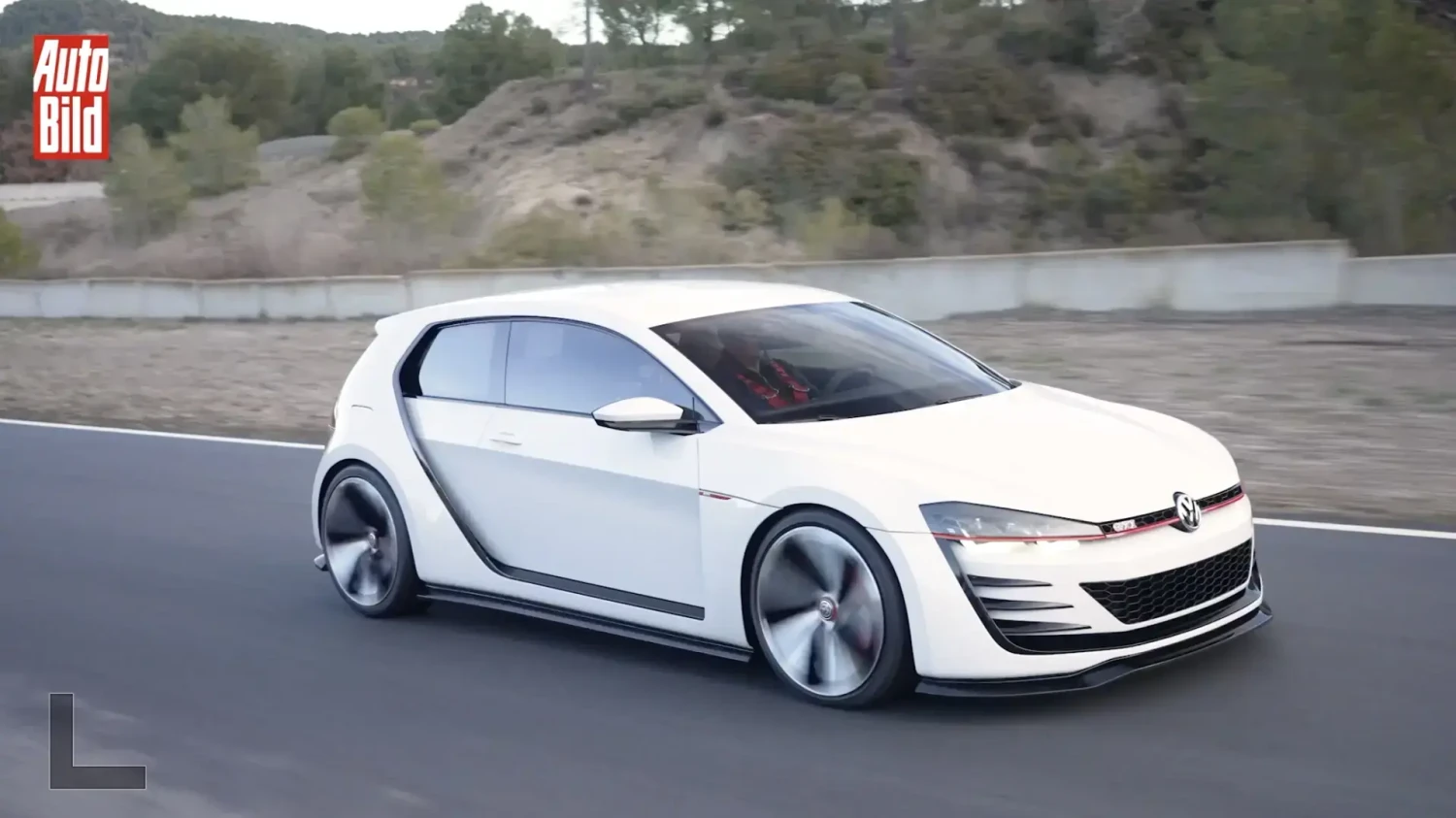 Volkswagen, Volkswagen Golf, Volkswagen Golf GTI, Vídeo: Volkswagen Golf Design Vision GTI, una bestia de museo de 500 CV que hemos pilotado en circuito