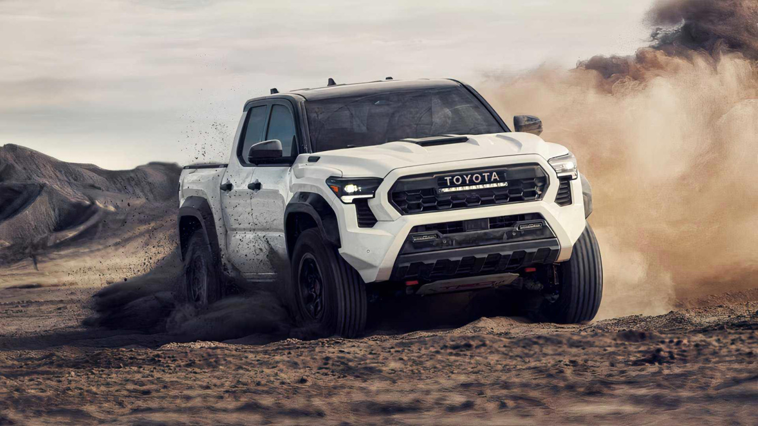 Mitsubishi confirms Nissan-sourced pickup is coming for the Toyota Tacoma