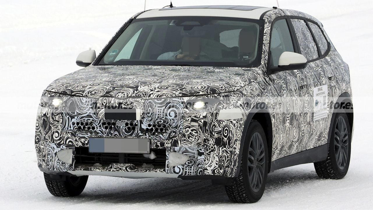 El BMW X1 2027 será el primer «Neue Klasse» sin serlo del todo: nuevo diseño y tecnología sin cambiar de generación