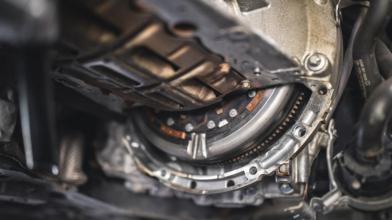 What is a dual-mass flywheel and why do automakers use them?