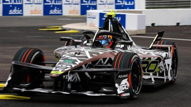 Pepe Martí consigue puntos en la primera carrera de Fórmula E con público en España