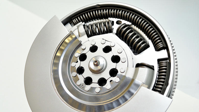 What is a dual-mass flywheel and why do automakers use them?