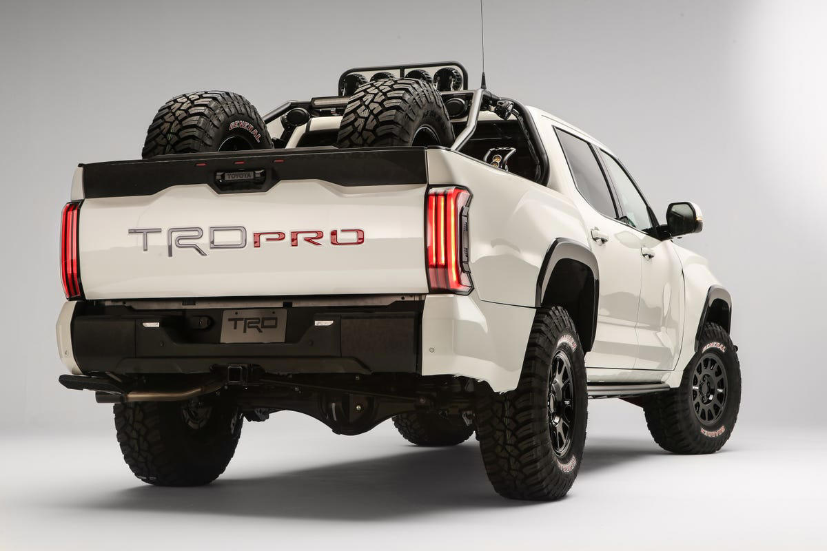 Toyota Tundra TRD Hammer: El ansiado rival para el Ford F-150 Raptor ya está aquí