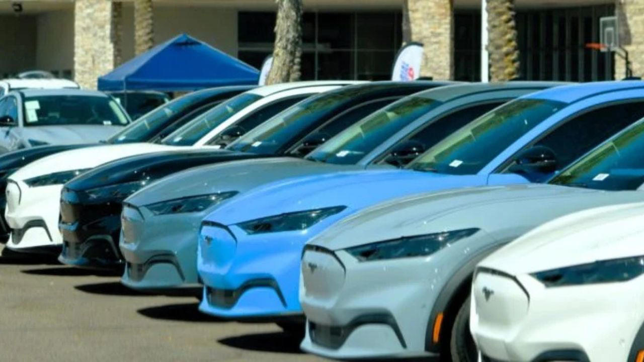 More than 300,000 off-lease EVs could hit the used market in 2026