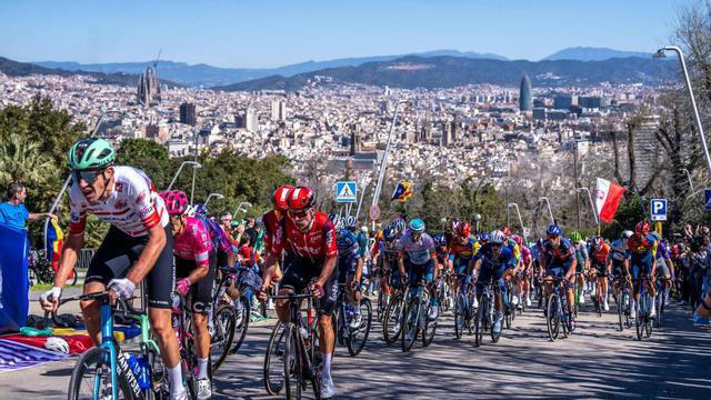 Así afectará la Volta ciclista al tráfico en Barcelona este domingo: calles cortadas y autobuses desviados