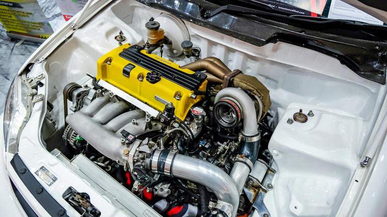 What's the difference between Honda B-series and K-series engines?