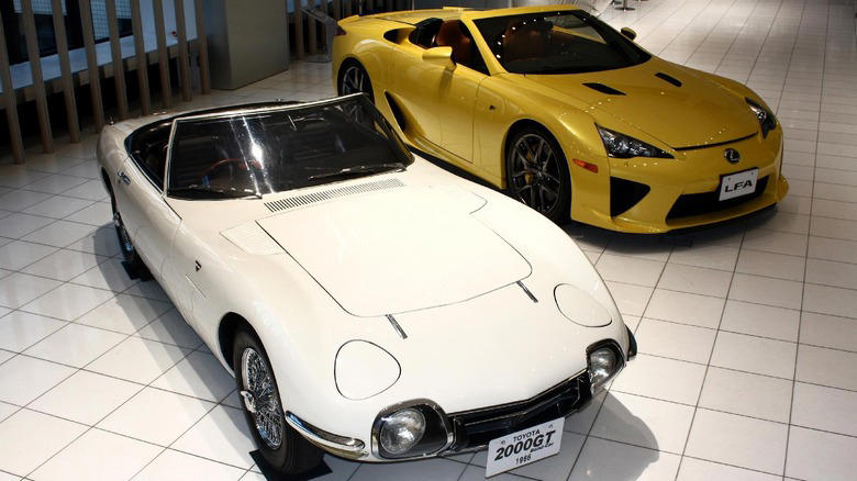 Why Toyota only built two convertible 2000GTs