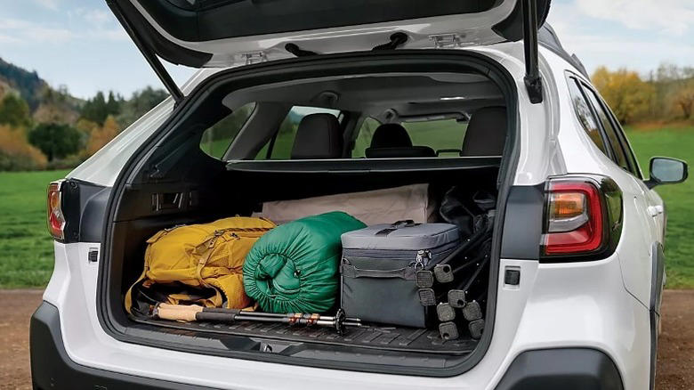 Subaru Outback vs. Crosstrek: What's the difference between these crossovers?