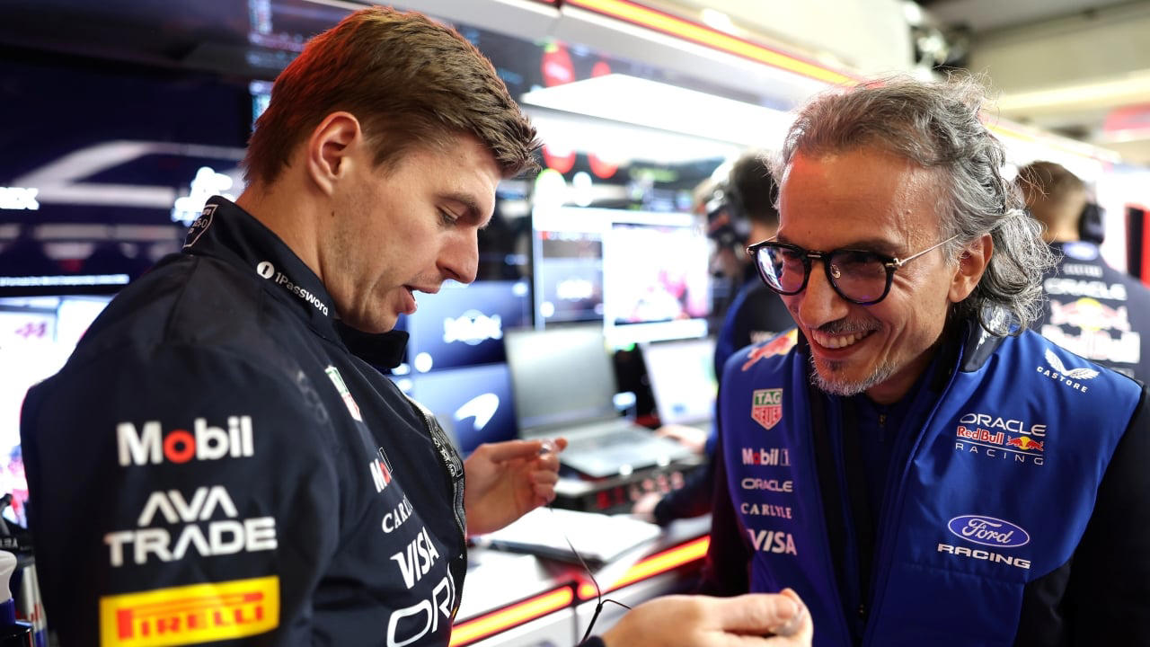 Red Bull echa una mano a Verstappen tras sus declaraciones incendiarias. El problema es que se la ha echado al cuello