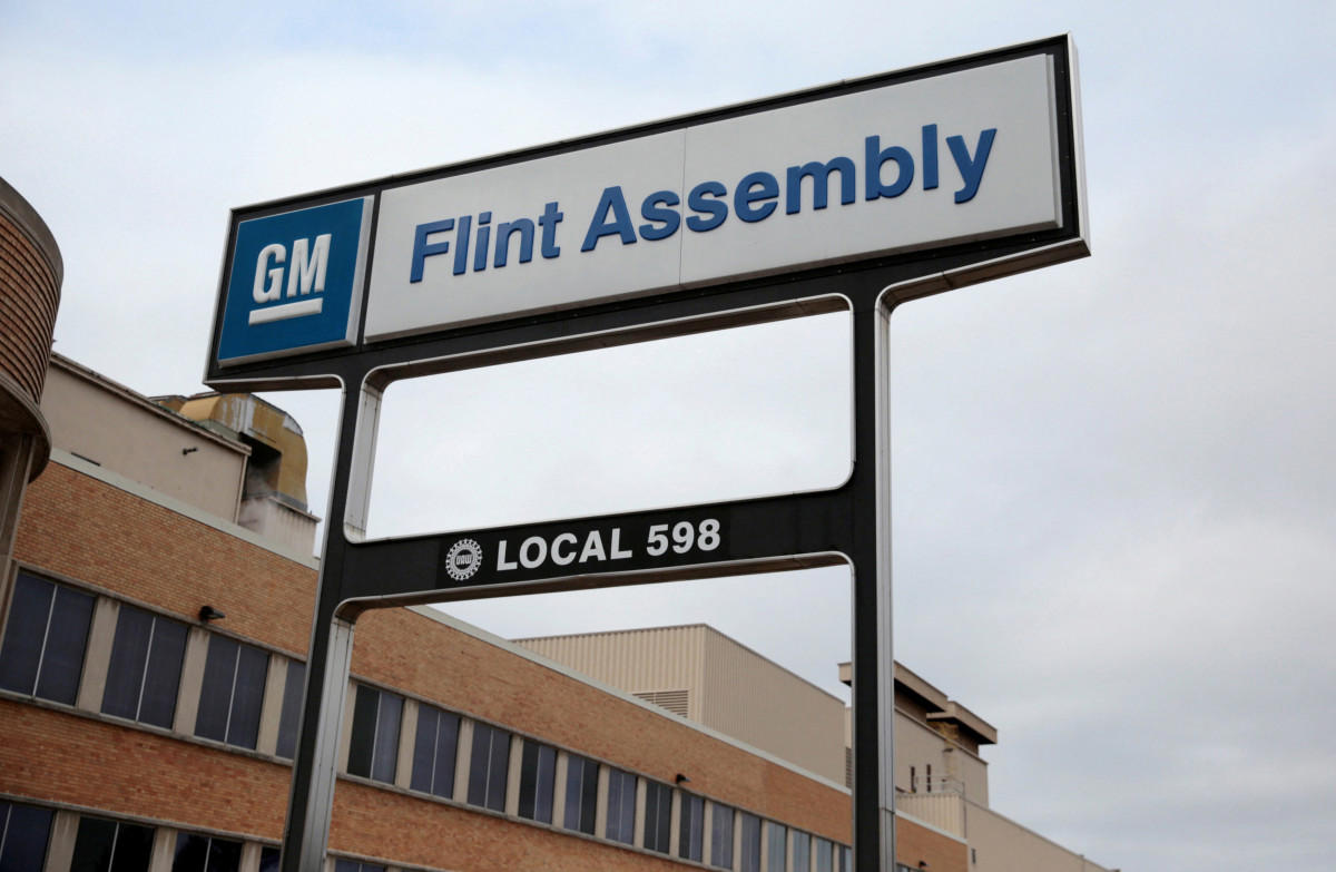 GM boosts heavy-duty truck production despite rising gas prices