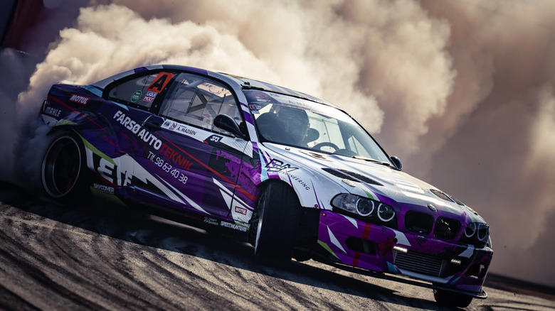 The 90-degree torque problem: How engineering bent power around corners