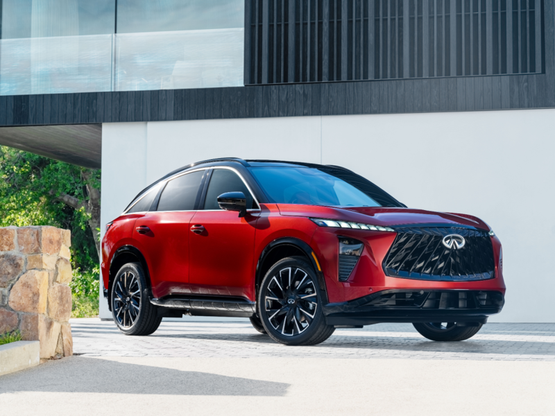 Infiniti put real gold in the paint of its new QX65