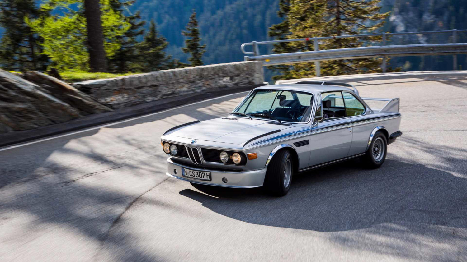 A hybrid minivan stole the BMW M8's identity, and now it could steal another
