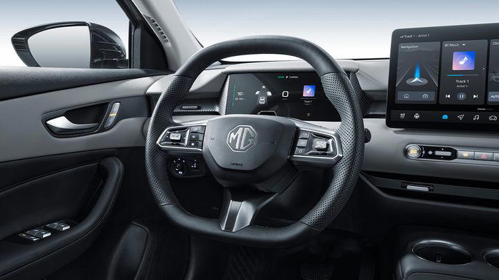 El MG S5 EV gana el premio al coche accesible con mejor tecnología de Europa, pero ¿cuánto cuesta de verdad?