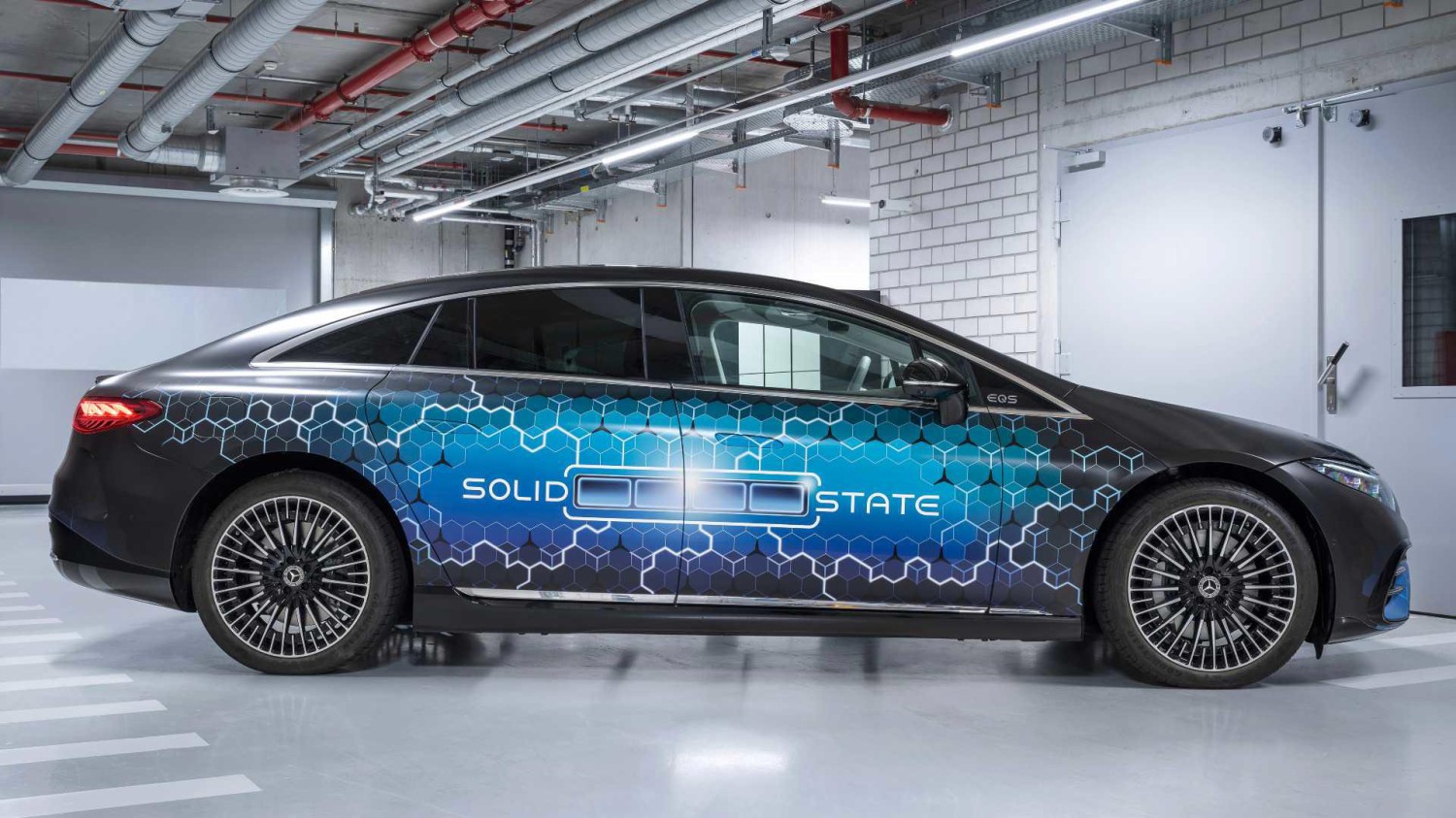 Mercedes patents new tech in its quest for solid-state batteries