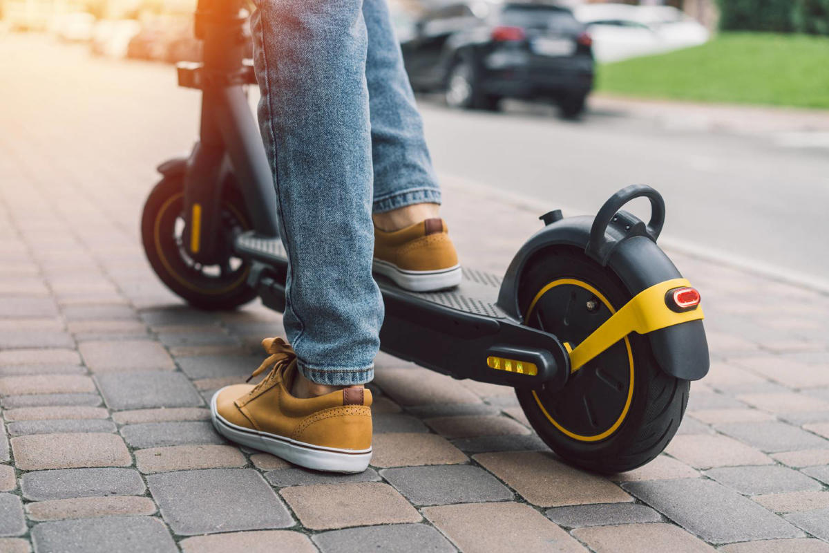 ¿Tienes un patinete eléctrico? Crece el control de la DGT para mejorar las cifras de siniestralidad