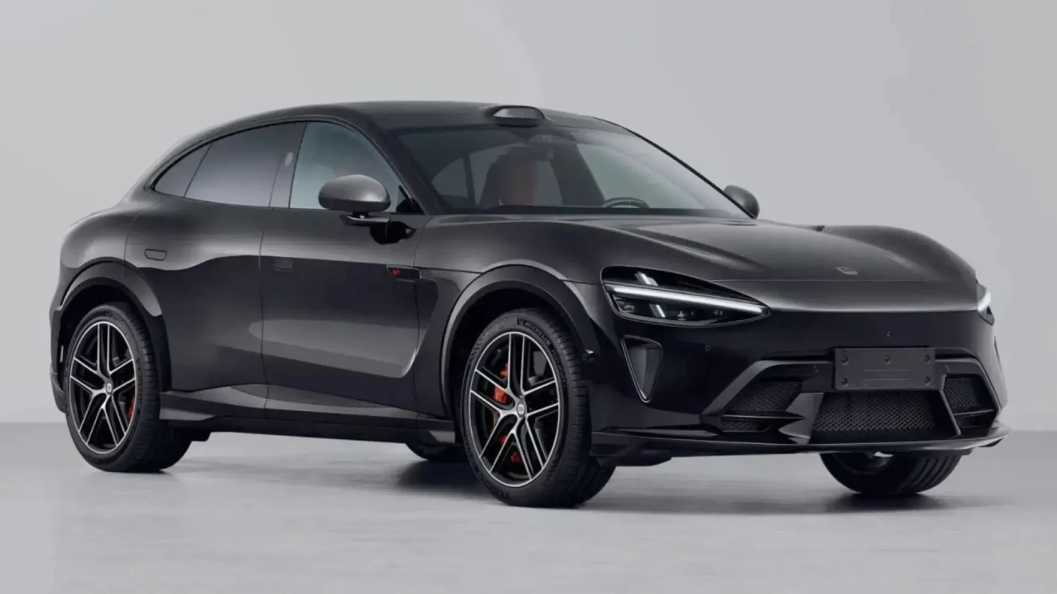 Xiaomi empieza a hacer ruido con su SUV eléctrico. El YU7 GT tendrá más de 1.000 CV y costará menos de la mitad que un Cayenne