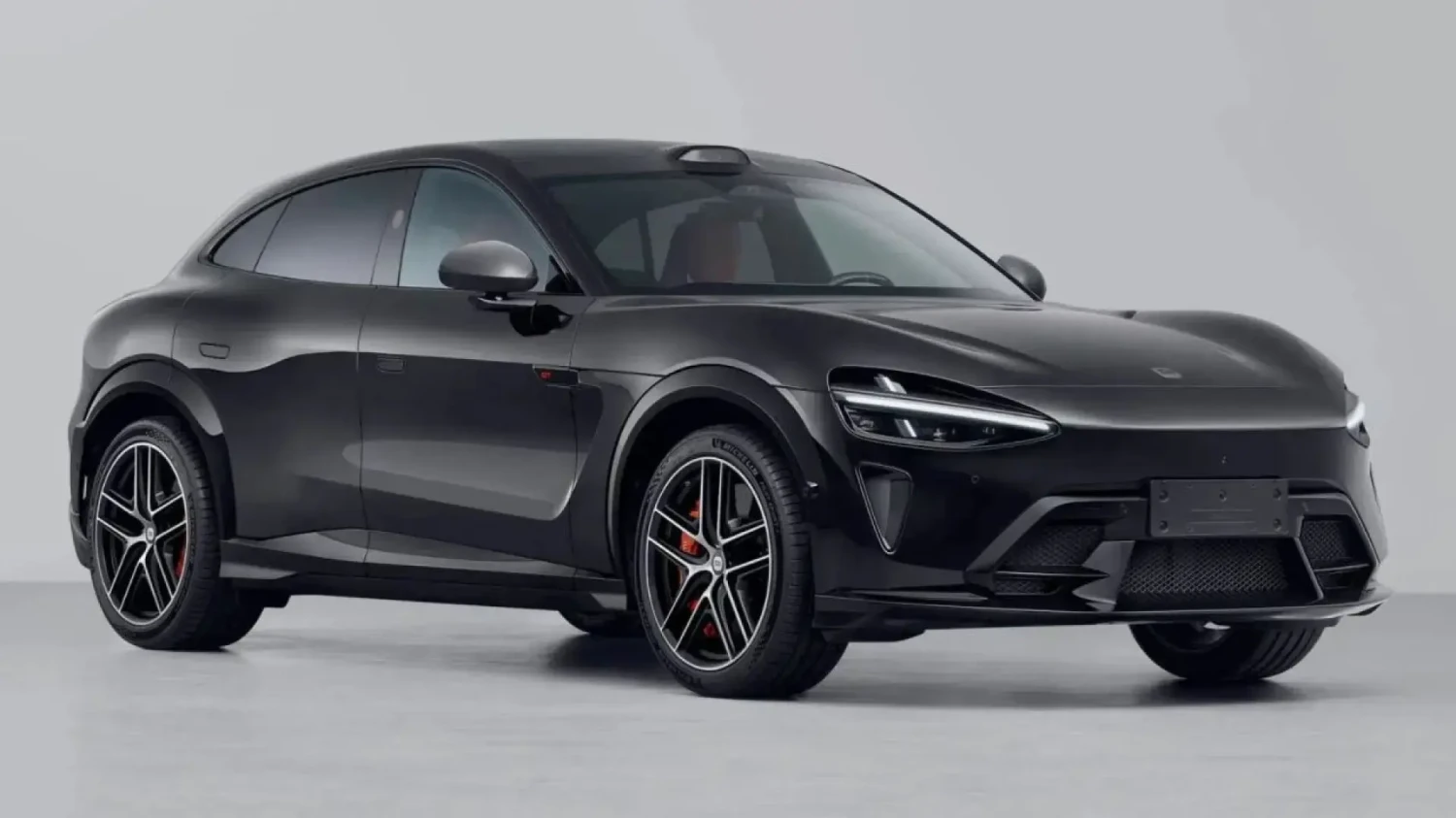 Xiaomi, Xiaomi empieza a hacer ruido con su SUV eléctrico. El YU7 GT tendrá más de 1.000 CV y costará menos de la mitad que un Cayenne
