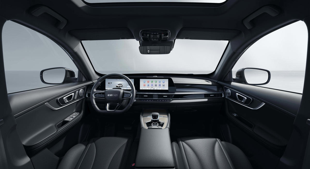 Ofensiva de Ebro: el S700 HEV llega para disputar el liderazgo en los SUV híbridos