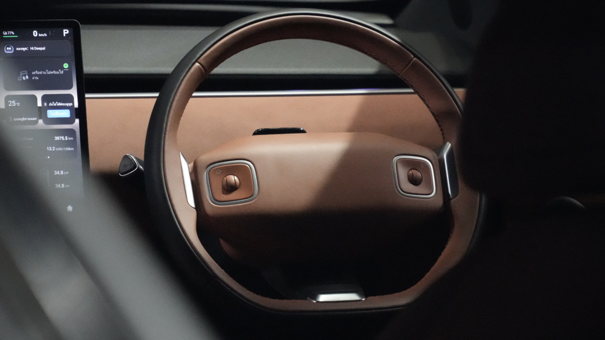 This electric SUV turns into a pickup truck at the press of a button