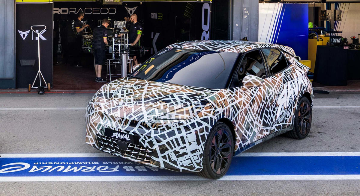 Cuenta atrás para el Cupra Raval: Seat activa su «fábrica de baterías» y transforma Martorell en el corazón eléctrico de España
