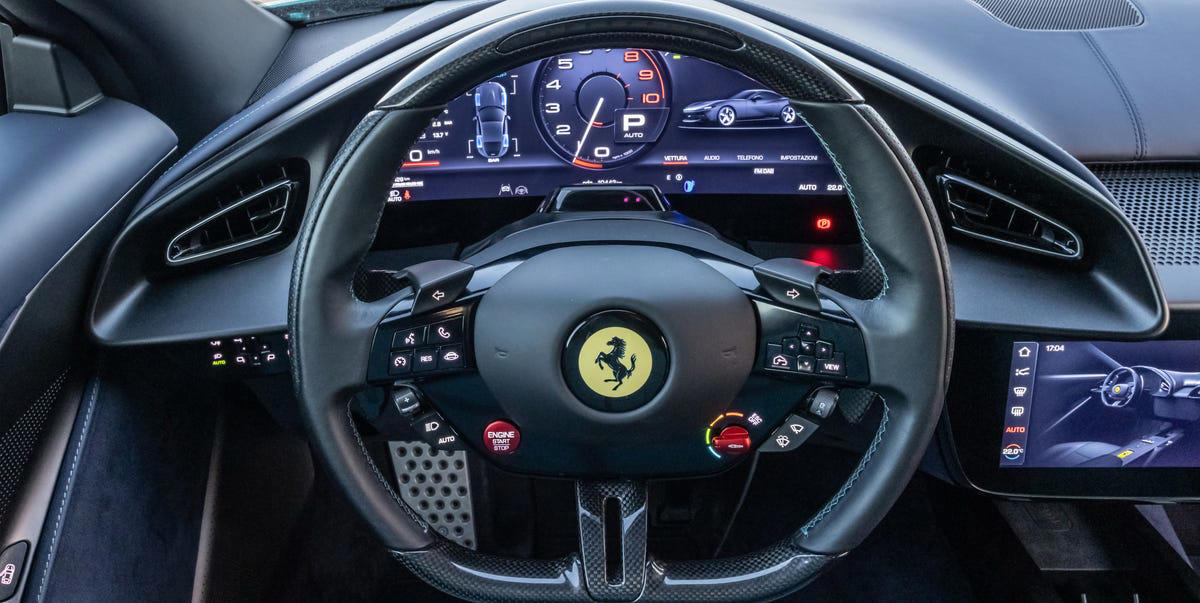Ferrari, Ferrari recupera los botones físicos en el volante de sus nuevos coches, pero con una condición