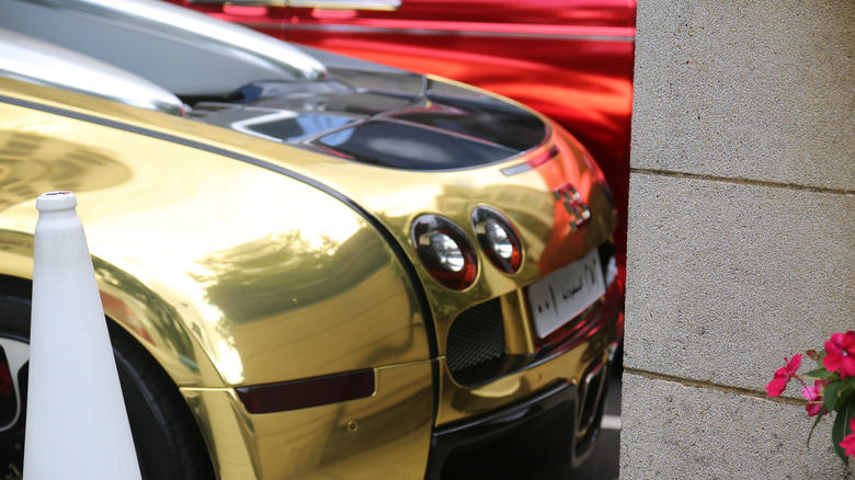 Rules to follow when driving a Bugatti