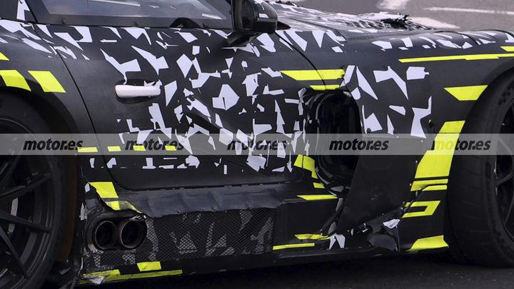 Mercedes-AMG prueba el próximo GT Black Series y las fotos espía lo delatan: viene sin concesiones