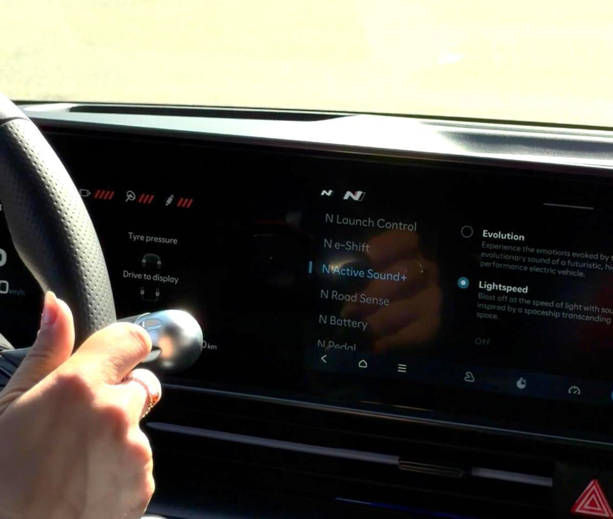 ¿Puede ser el sonido un elemento central en un coche eléctrico? Así funciona el Hyundai N Active Sound+