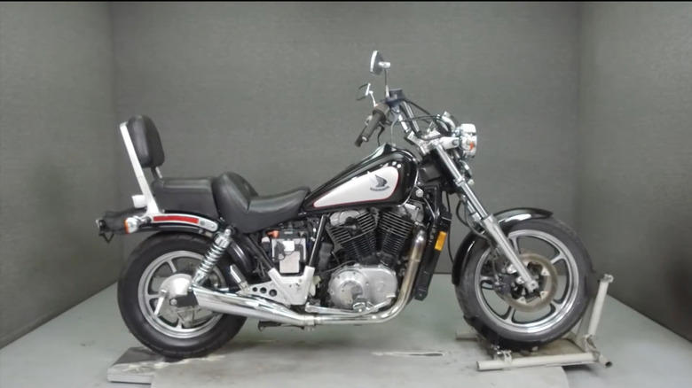 4 underappreciated classic motorcycles from the early days of Honda