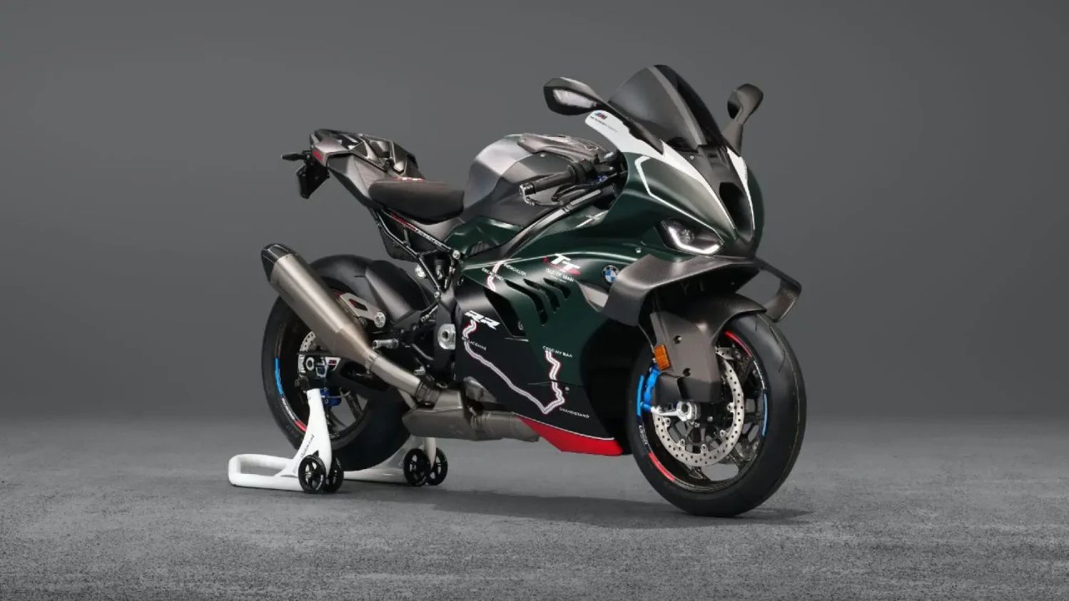 BMW, BMW M 1000 RR edición limitada Isle of Man TT: es el nombre de este homenaje a la Isla de Man con 218 CV y 194 kilos de peso