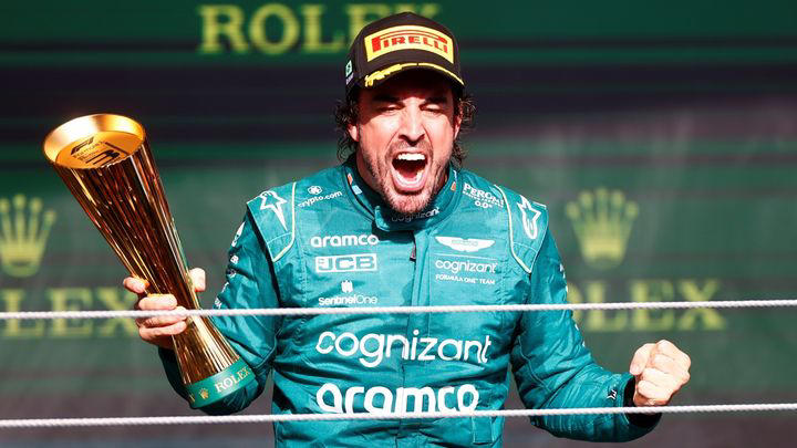 Krack pide proteger a Alonso de las preguntas; nadie sabe cuándo lo hará Aston Martin con un buen coche