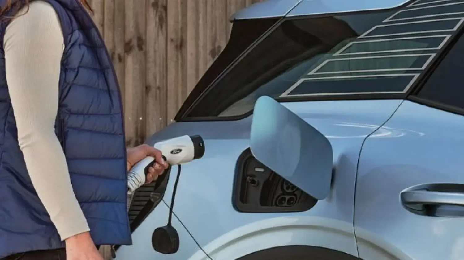 Los coches eléctricos chinos se deprecian rápidamente en Europa, según un estudio