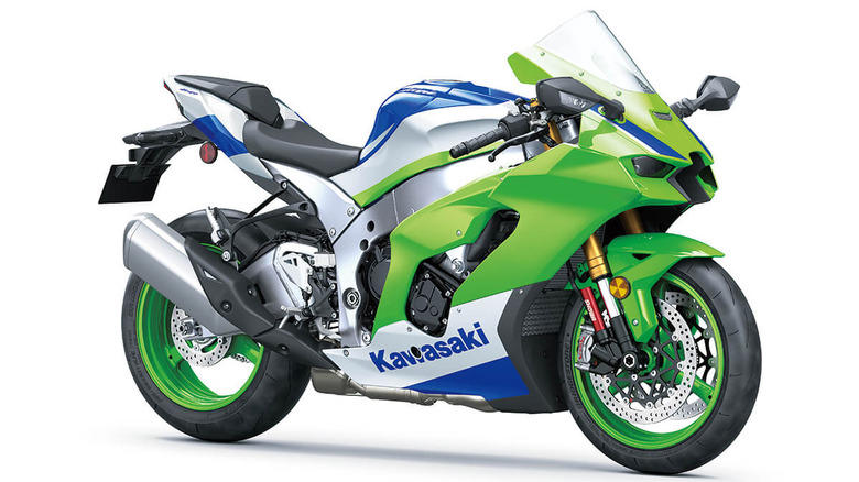 BMW S 1000 RR Vs Kawasaki ZX-10R: Which Is Faster &amp; How Do Their Specs Compare?