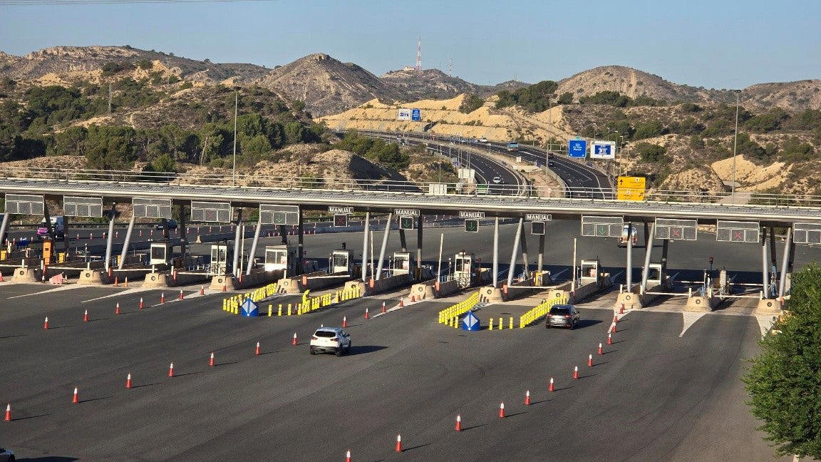 Muere un hombre de 89 años en un accidente al circular en sentido contrario por la AP-7