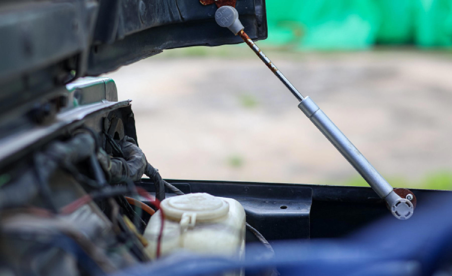 La pieza olvidada del coche que puede arruinar una ITV: cuesta poco, pero casi nadie la revisa