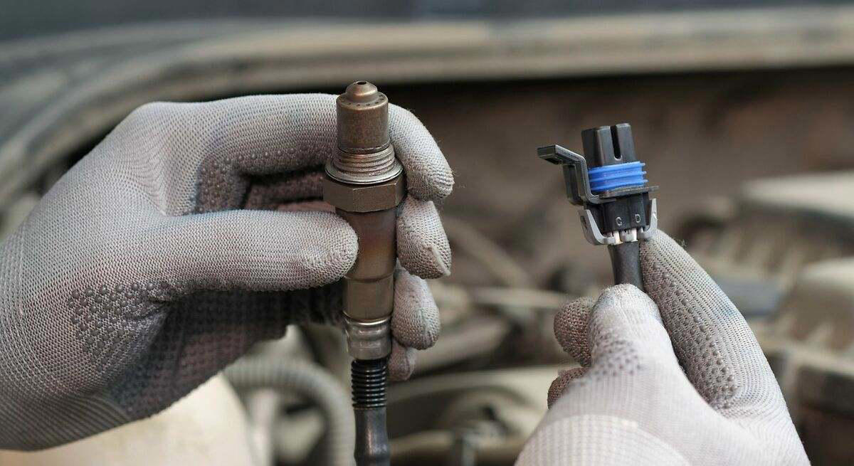 Los expertos en motor avisan a los conductores: estas cuatro piezas del coche se deben cambiar siempre de dos en dos