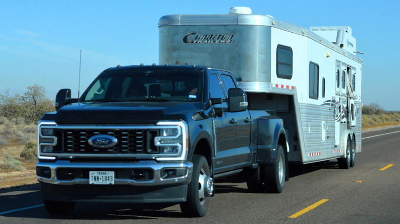 Does speed limit change when you're towing a trailer?