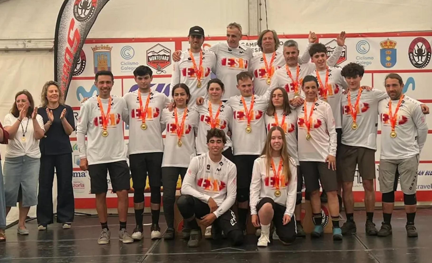 Cristina Menéndez y Marco Veiga mantienen su reinado en el enduro nacional