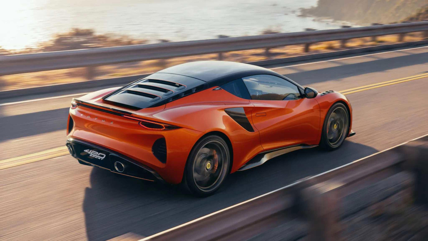 Lotus cambia de estrategia: así es el Emira 420 Sport, un cupé de 420 CV sin electrificación