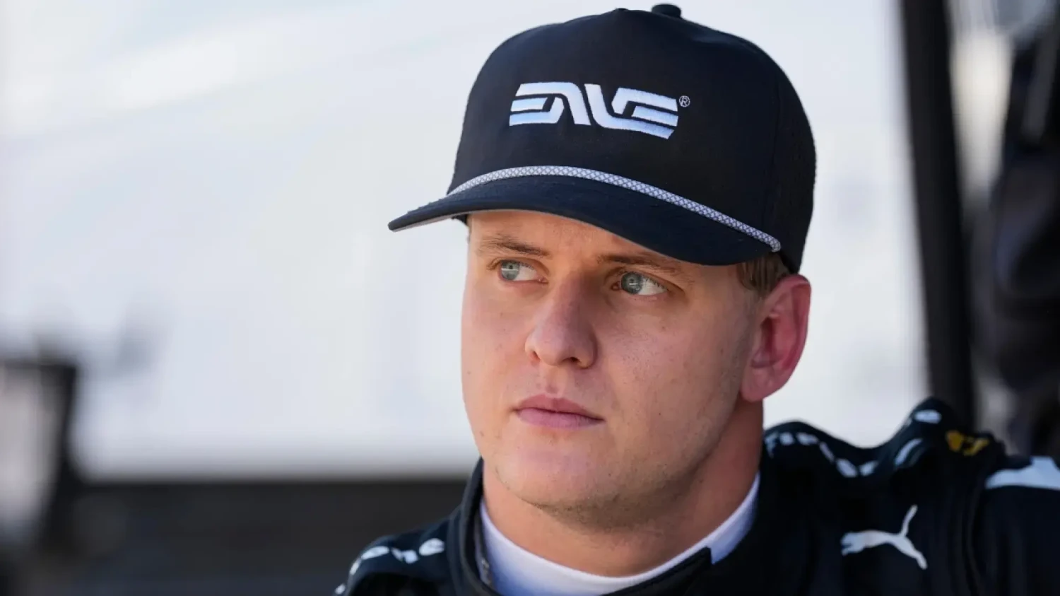 El hijo de Michael Schumacher consigue un trofeo en una carrera en la que su padre nunca corrió y tiene un bonito gesto con él