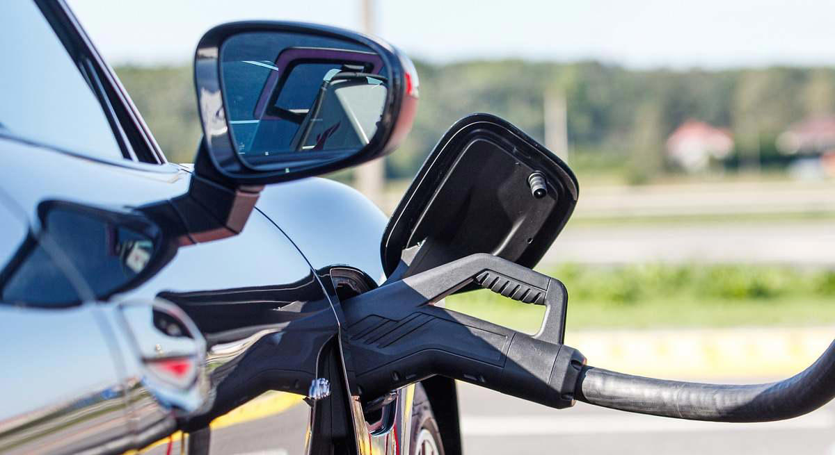 Qué revisar antes de comprar un coche eléctrico usado y por qué la batería no es lo único importante