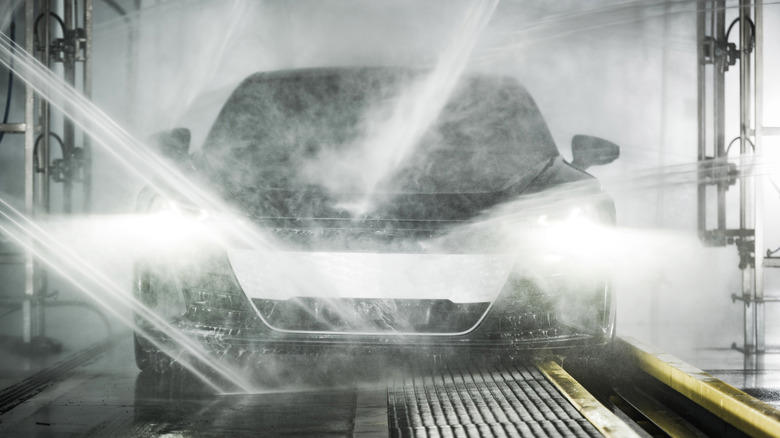 Can your truck's tonneau cover go through a car wash?